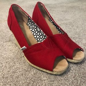 Toms Peep Toe Wedges Sz 7